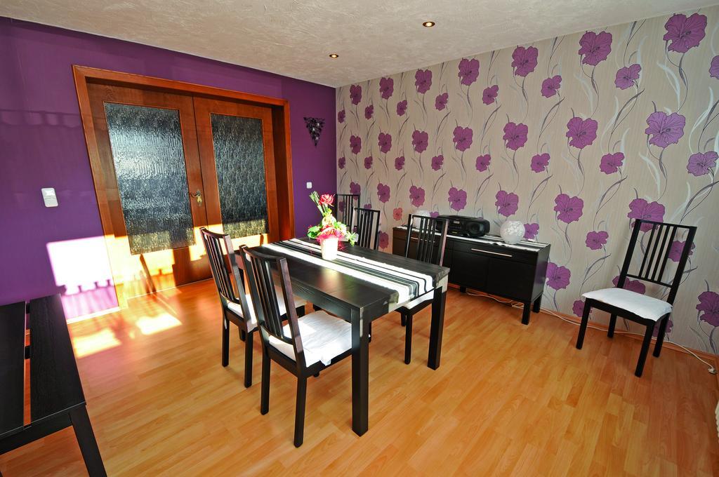Ferienwohnung Heinen Schleiden Kamer foto